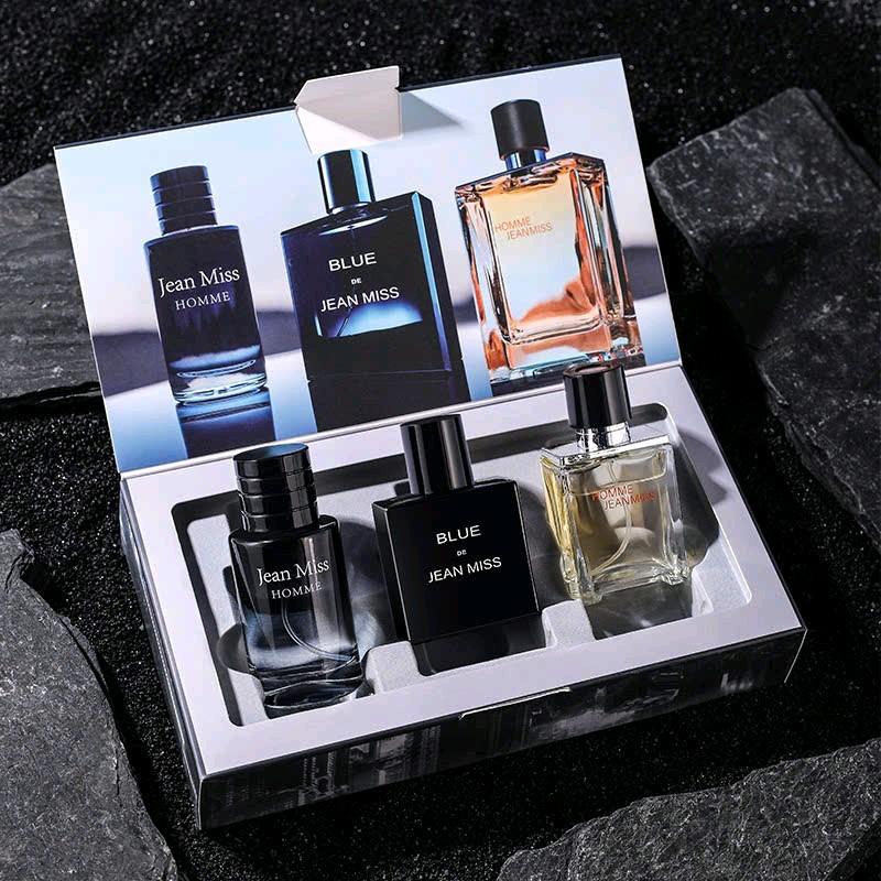 SET 3 CHAI NƯỚC HOA NỮ MẠNH MẼ QUYẾN RŨ 30ML*3 Perfume Cosmetic Xịt Thơm 0