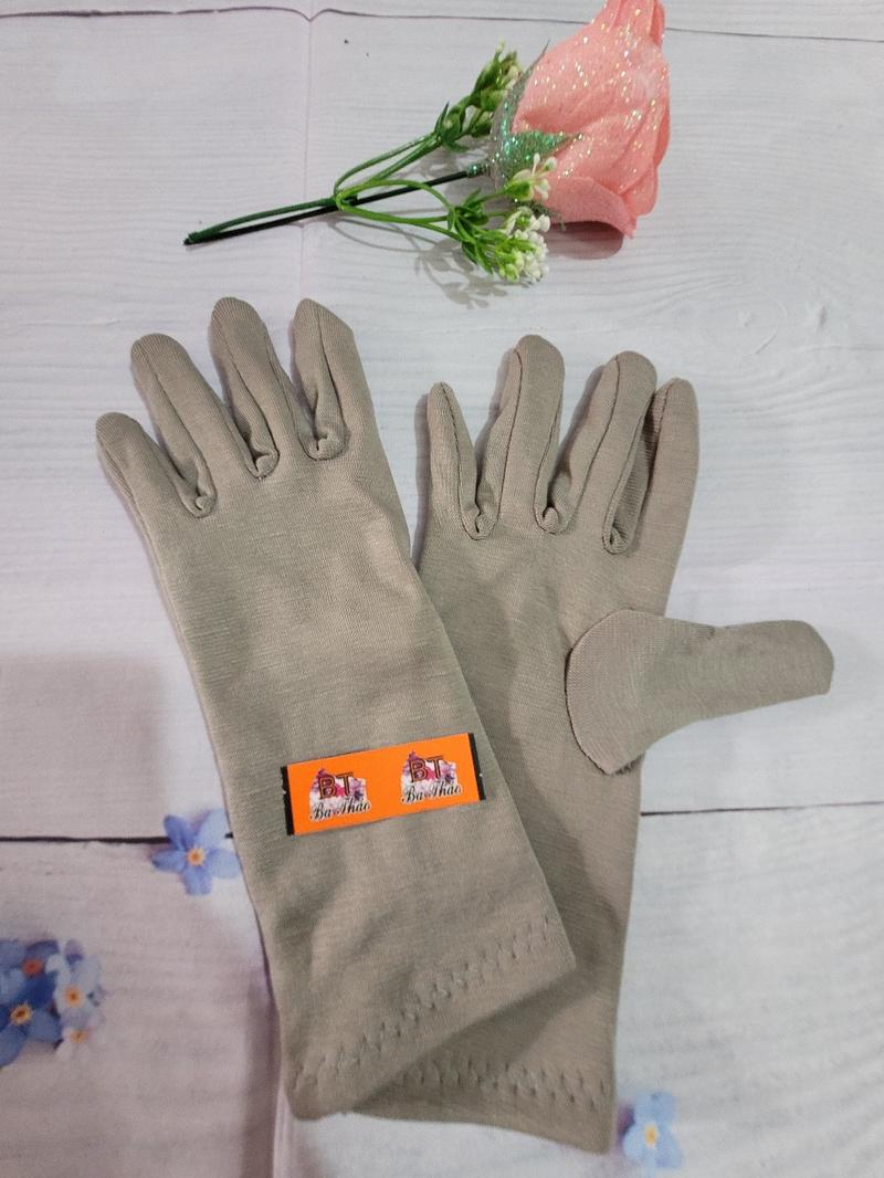 Product Introduction of 1 ĐÔI BAO TAY 3 TẤC 3 LỚP NGUYÊN NGÓN , CẮT 2 NGÓN VẢI COTTON CỰC DÀY MỀM CHỐNG NẮNG Ủ KEM SIÊU TỐT.CHIỀU DÀI 25CM . 6