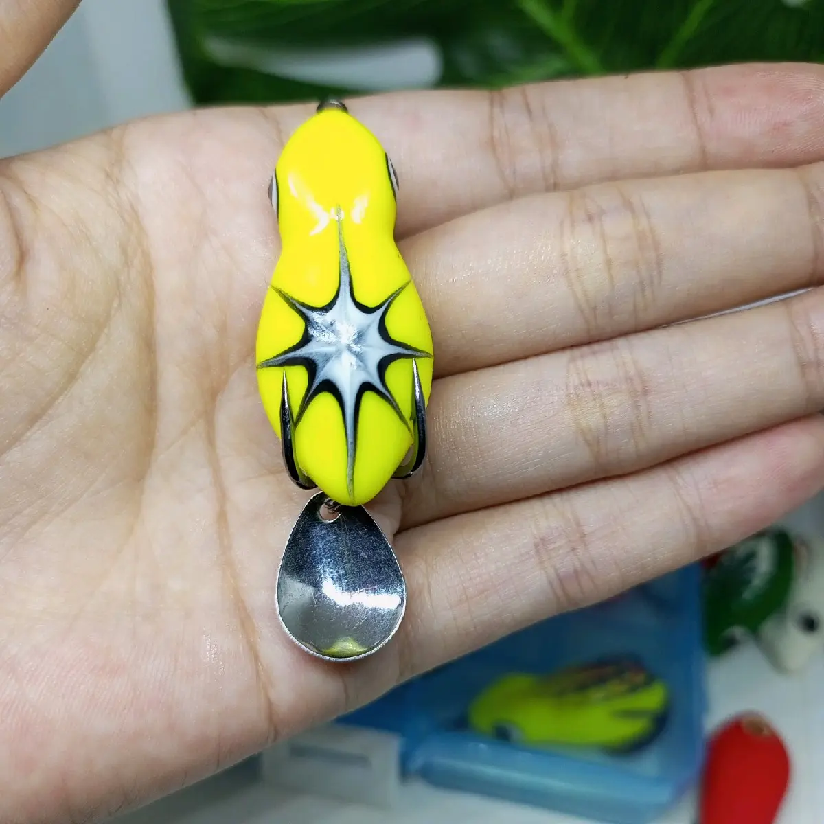 Soft frog motif bintang ukuran 4cm