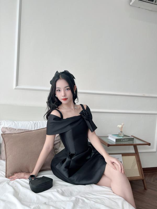 Đầm dự tiệc tafta, váy đi tiệc  trễ vai thiết kế phối nơ hoa bản to cao cấp - S86