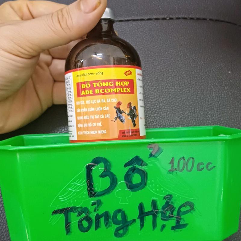 Máng Ăn Bổ tổng hợp 100ml cho gà tre, nòi, lông, đòn, mỹ, asil,...