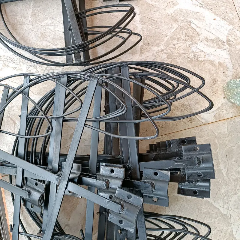 Lồng Máy Cắt Cỏ Bảo Vệ Gốc Cây 8