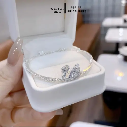 Lắc tay thiên nga đính phun đá LT047