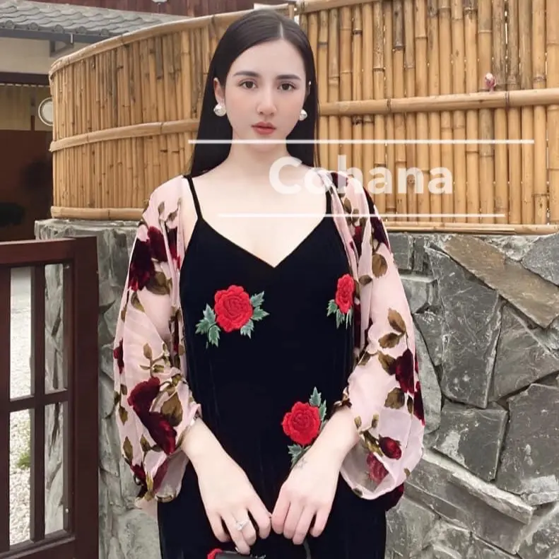 (CHÍNH HÃNG) Áo choàng lưới hoa nhung tằm màu hồng