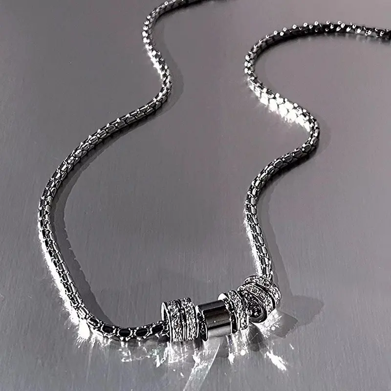Titanium steel necklace, neutral cold wind flash diamond ring pendant Titanium steel necklace women's light luxury versatile collarbone chain men's tide