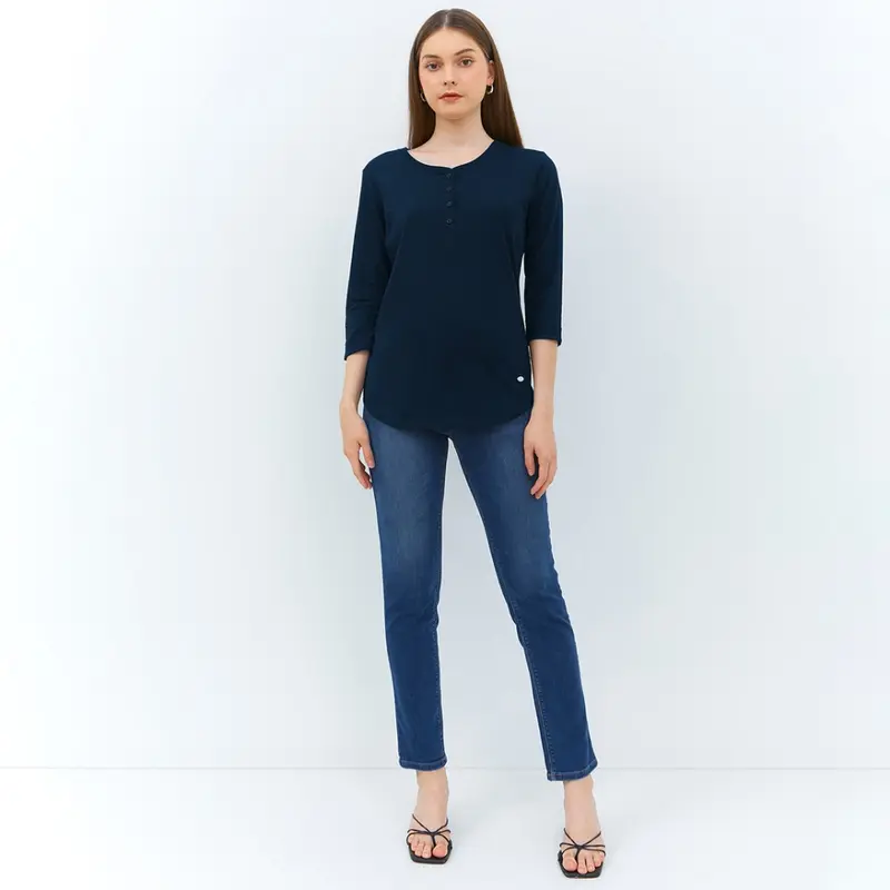C2 Sherin Navy T-Shirt Wanita 1