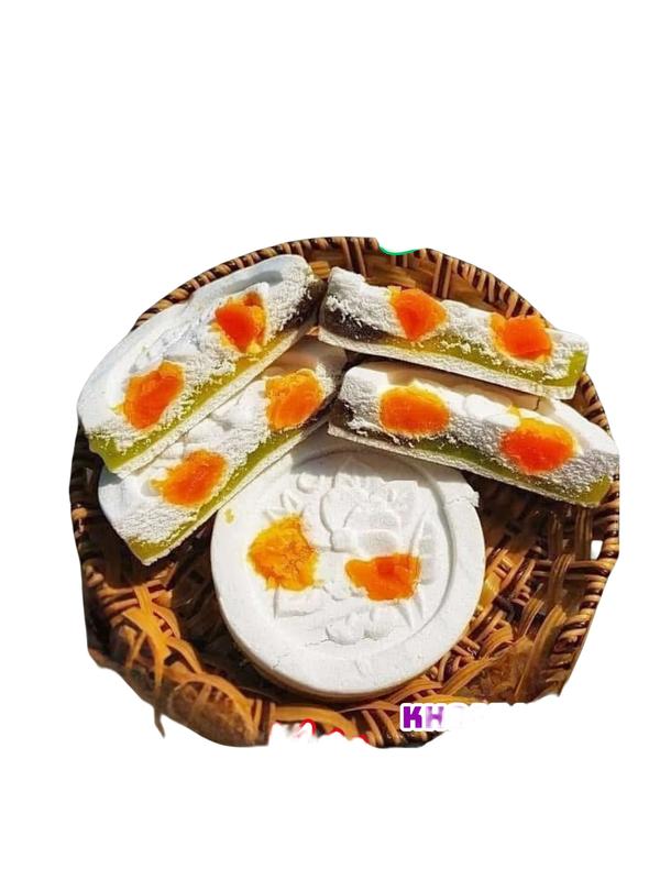 Bánh In Trứng Muối vị cà phê muối / truyền thống cốt dừa , cây 4 bánh mix 3 nhân khác nhau ( 2 đậu xanh, 1 khoai môn , 1 lá dứa ) 400g