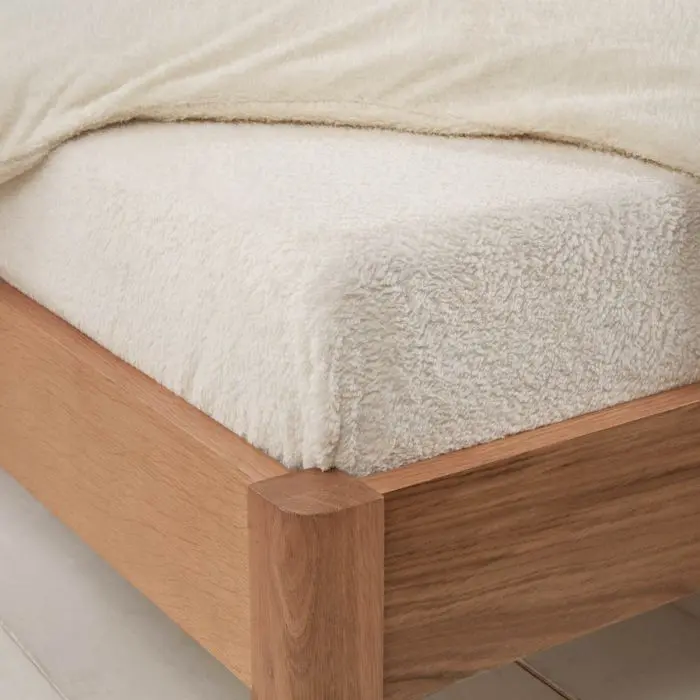 Brentfords Teddy Fleece Fitted Sheet - Cream 0