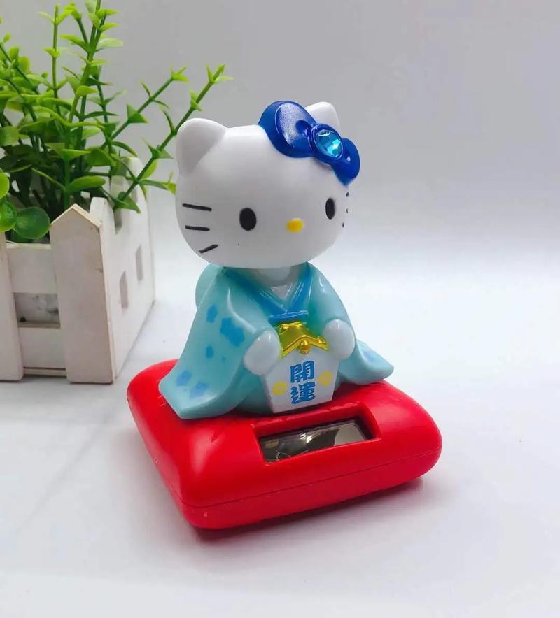Product Introduction of Kawaii Sanrio Solar Slug Desktop Home Decoration Accessories Dashboard Ornament Kids Charm Hobby Toys 5