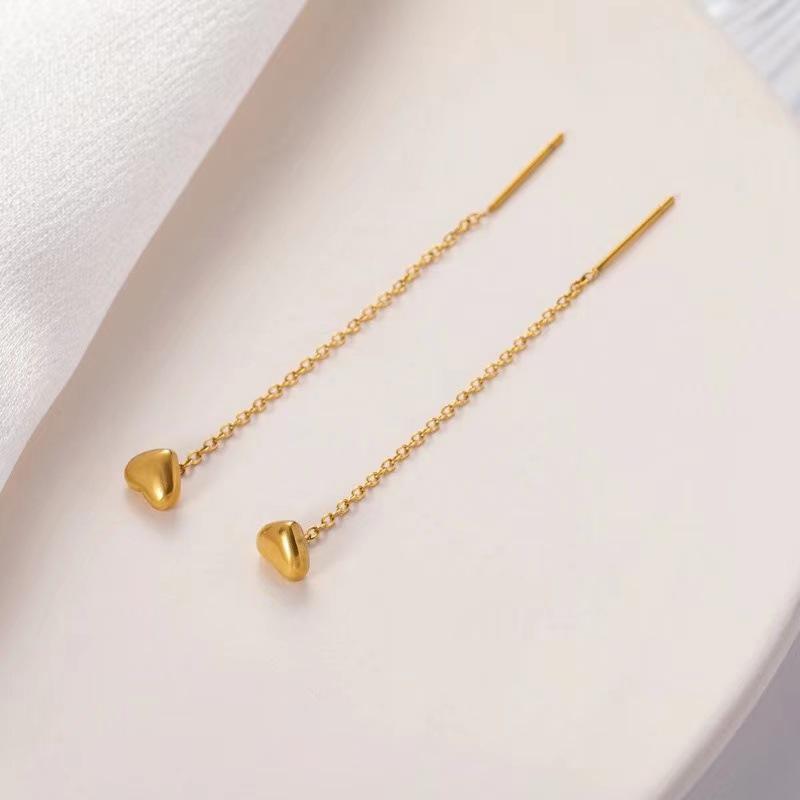 Product Introduction of Titanium steel color preserving solid heart-shaped lines with tassels, peach hearts wrapped in gold, heart-shaped long ear lines, ins, slimming ear chains that highlight the face 7