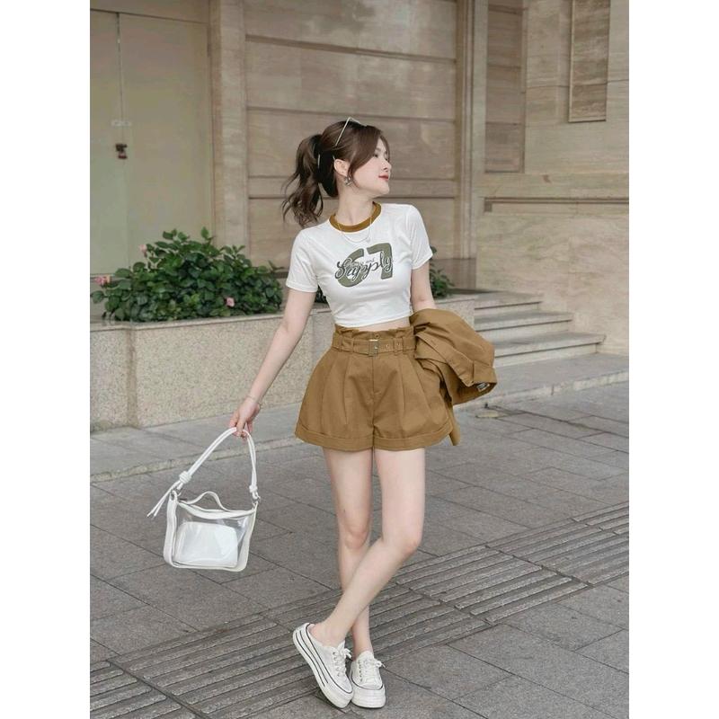 Sét bộ chất cotton lạnh 4 món mặc đi chơi dạo phố, áo thun ngắn tay cổ tròn phối viền hoạ tiết in chữ số kèm áo khoác ngoài dài tay kèm quần đùi ngắn mix đai lưng Nữ Women Top