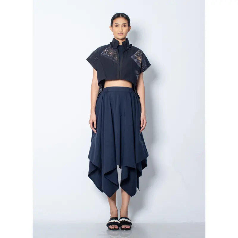 Oemah Etnik Poean - Blue Monteal crop Outer 1