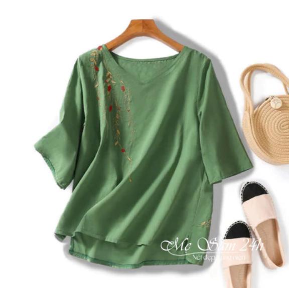 Áo Trung Niên Nữ Cổ Tim Tay lỡ Thêu Hoa Tặng Mẹ, Áo Kiểu Nữ Form Rộng Chất Liệu Đũi Tơ Mềm Nhẹ Mát Mẹ Sam 24h - AKH.74 Top Sơ Mi Women Voan Shirt