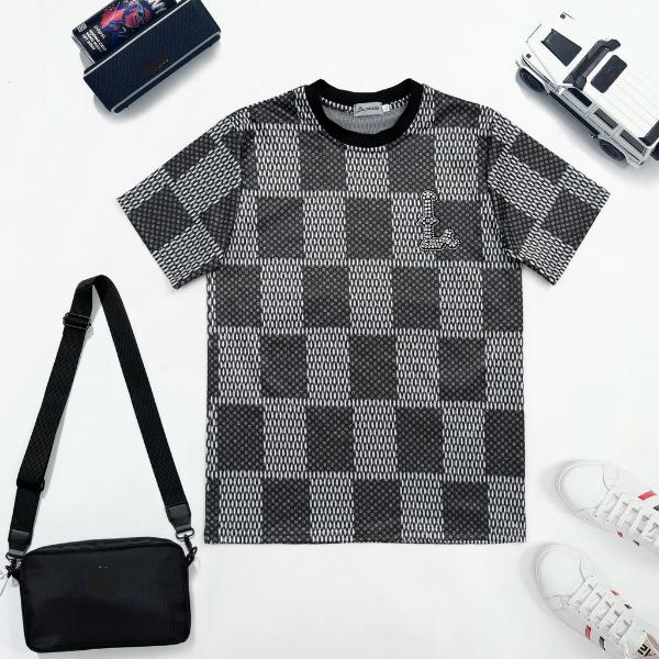 Product Introduction of Áo thun nam nữ Luôn vui tươi cổ tròn họa tiết caro logo đính đá vải umi dệt form dáng trẻ trung hot 2025_PL02 4