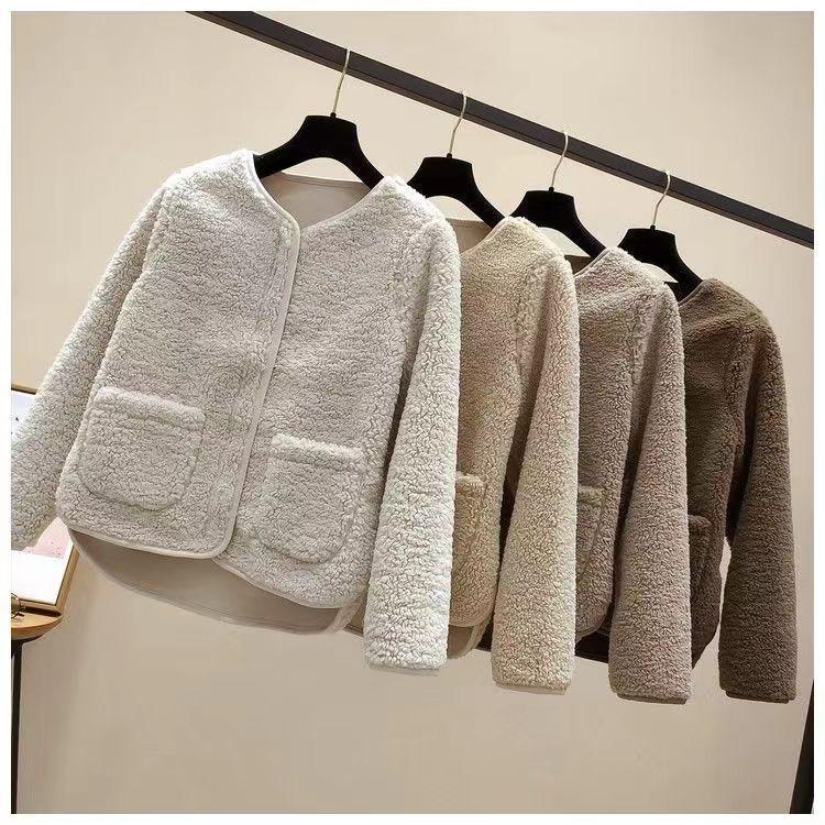 Product Introduction of round Neck New Women's Autumn and Winter Western Style Korean Style Loose Fleece Coat Fleece Short Cardigan Jacket 1
