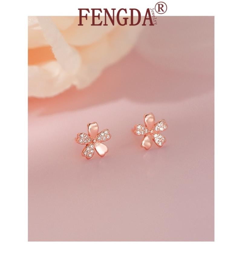 Product Introduction of Cod Flower Niche Design New Elegant Cherry Blossom Earrings Gold 34