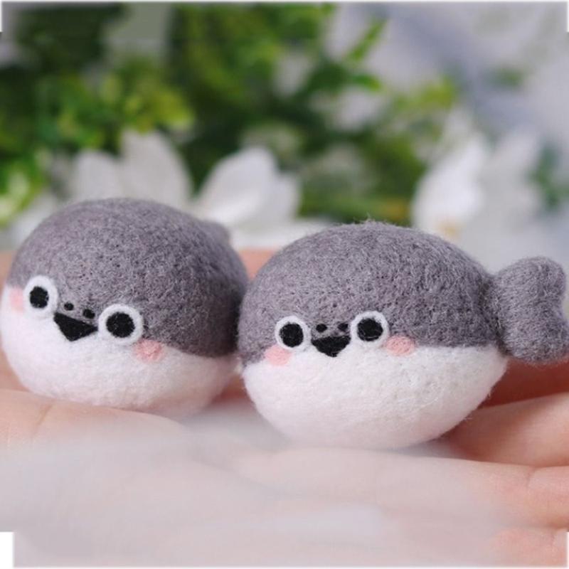 Product Introduction of Creative DIY Water Lazy Wool Felt Material Package Non-finished Animal Felting Kit Wool Felt Art Craft Wool Felt Gift Pendant Friends 9