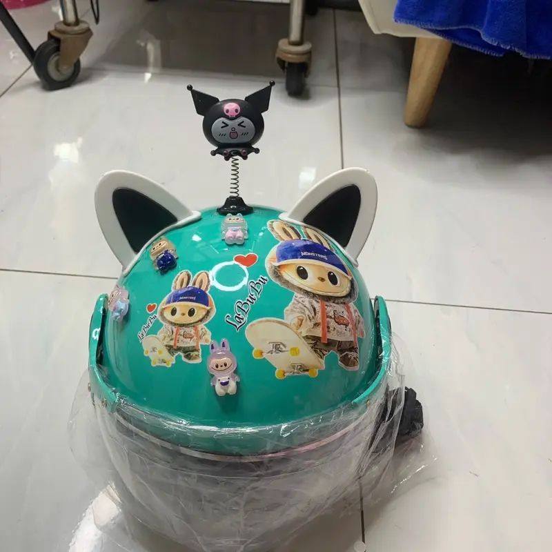 Nón bảo hiểm  cho bé 3-8 (50-52 ) cm hình  labubu, kurumi, kèm nhiều phụ kiện dễ thương 0