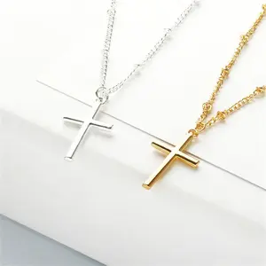 AZ018 Pria / Wanita Fashion Kalung Salib Yesus Glossy Perak Emas Hitam