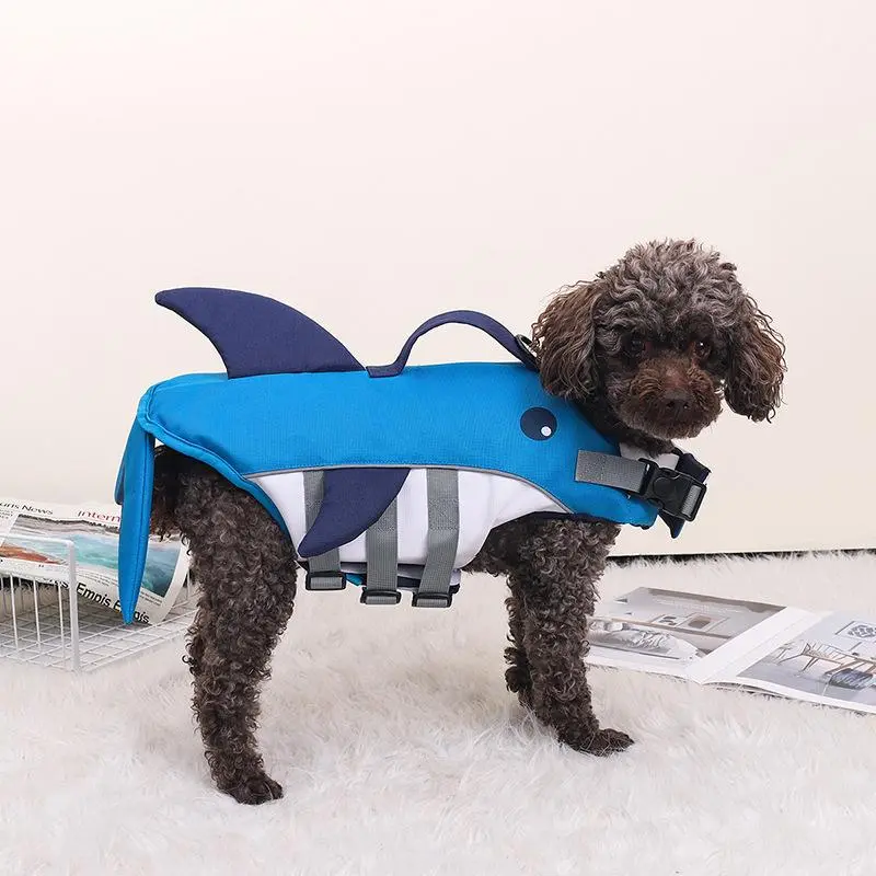 Tear-proof Dog Life Jacket with Reflective Strip