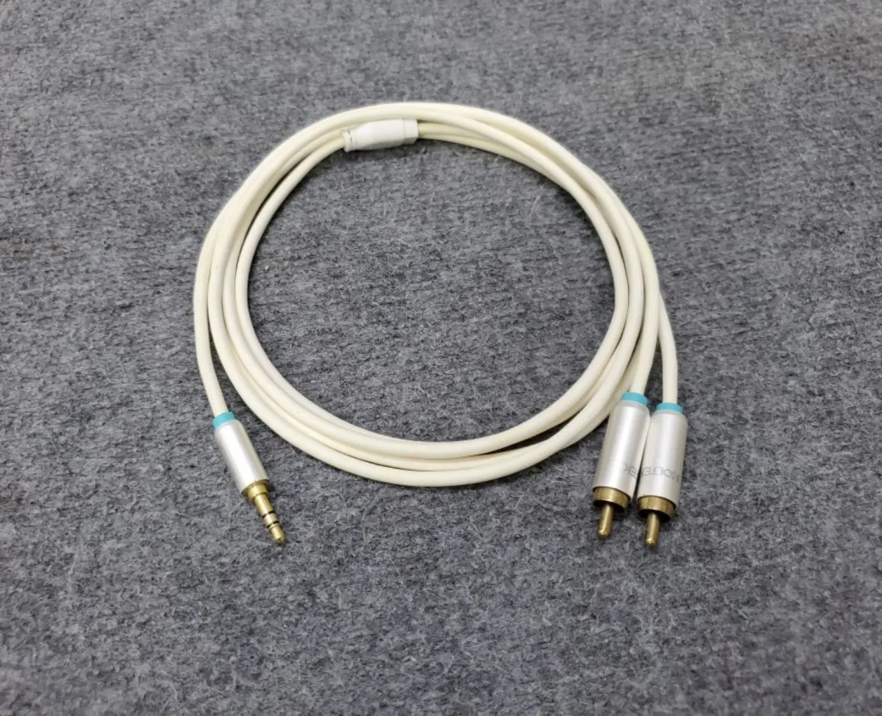 Dây 3.5 ra 2 Đầu AV Dài 1.5m 2m 3m 5m