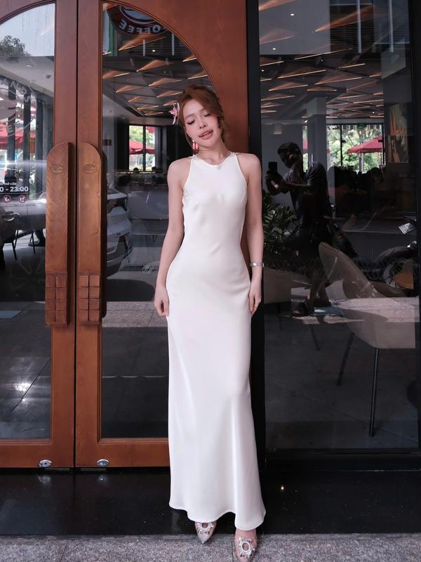 Đầm lụa Yếm dáng dài  ko dây kéo, lụa cao cấp Tô Châu, Size SML, giãn nhẹ ( LUA-7099) 2