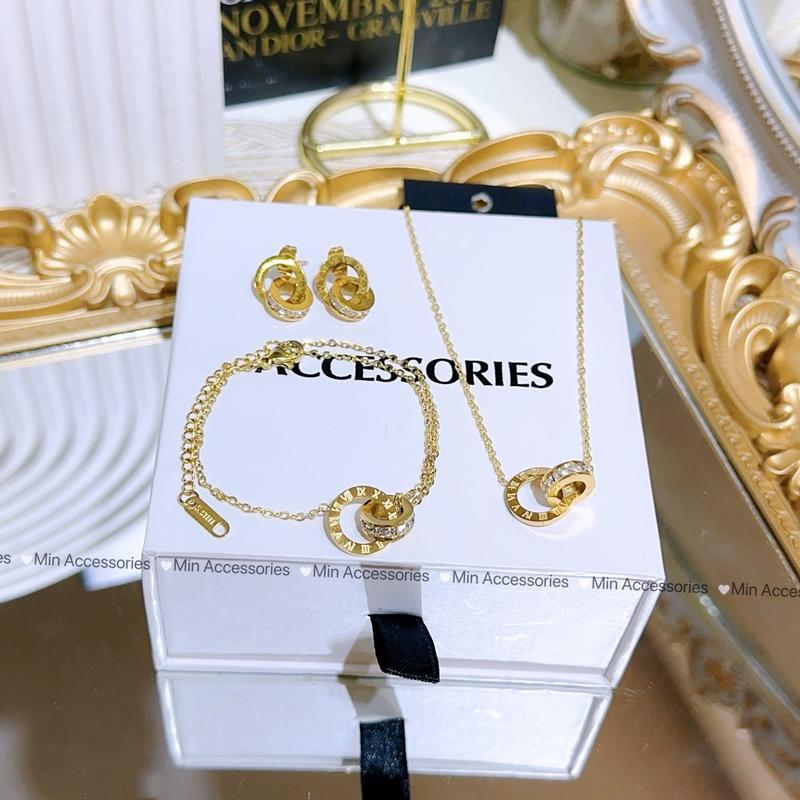 Set khuyên tai vòng cổ lắc tay chữ la mã thời trang đính đá chất liệu titan cao cấp k đen k han gỉ by Min Accessories