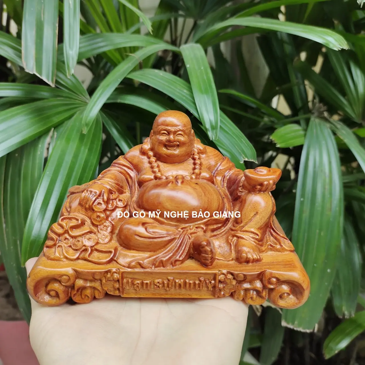 Tượng phật di lặc gỗ hương (đế vạn sự như ý)