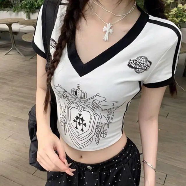 Áo thun cổ tim phối viền HNoiii, áo phông áo thun nữ croptop baby tee