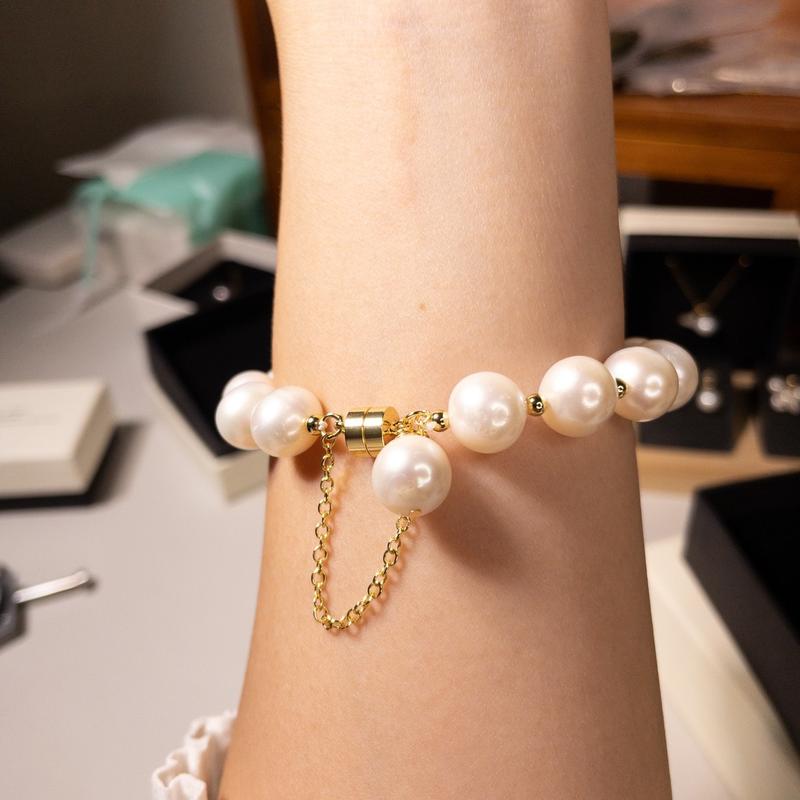 Lắc Tay Ngọc Trai Tròn Lớn Khoá Nam Châm Sang Trọng Pearl Farm 1