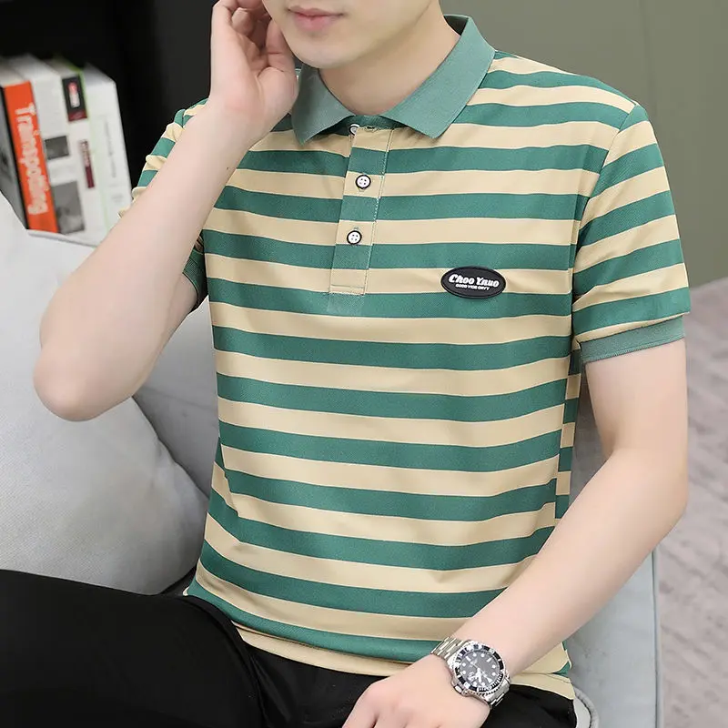 Áo Thun Nam Ngắn Tay, Hàng Mới Về, Cổ Polo, Thiết Kế Sọc, Thời Trang, Hợp Xu hướng, Thích Hợp Cho Mùa Hè, Quần Áo Nam Trẻ Trung, Áo Mỏng, PCs Nam