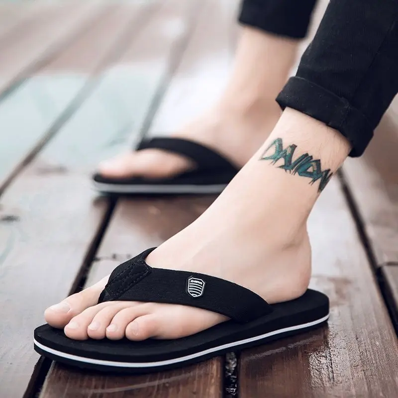 Flip-Flops for Outdoor Wear Non-Slip Slippers 2024 New Trendy Korean Style Personality Outdoor Beach Shoes Men's Slippers