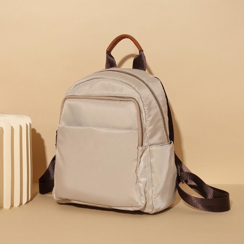 Product Introduction of Women's Backpack 2024 New Fashion Backpack High-end Women's Bag Korean Style Trendy Travel Casual Versatile Bag 3