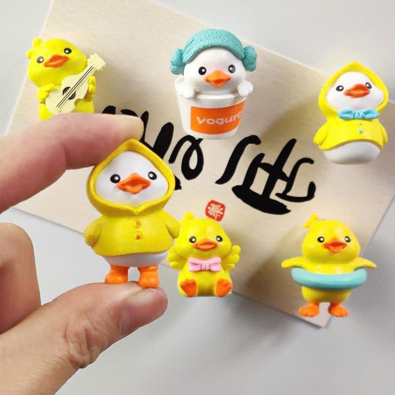 COMBO Bộ 6 Chú Vịt Vàng Và 6 Chú Heo Hồng Trang Trí Nội Thất Ô Tô, Trang Trí Bảng Điều Khiển Taplo Xe Hơi 8