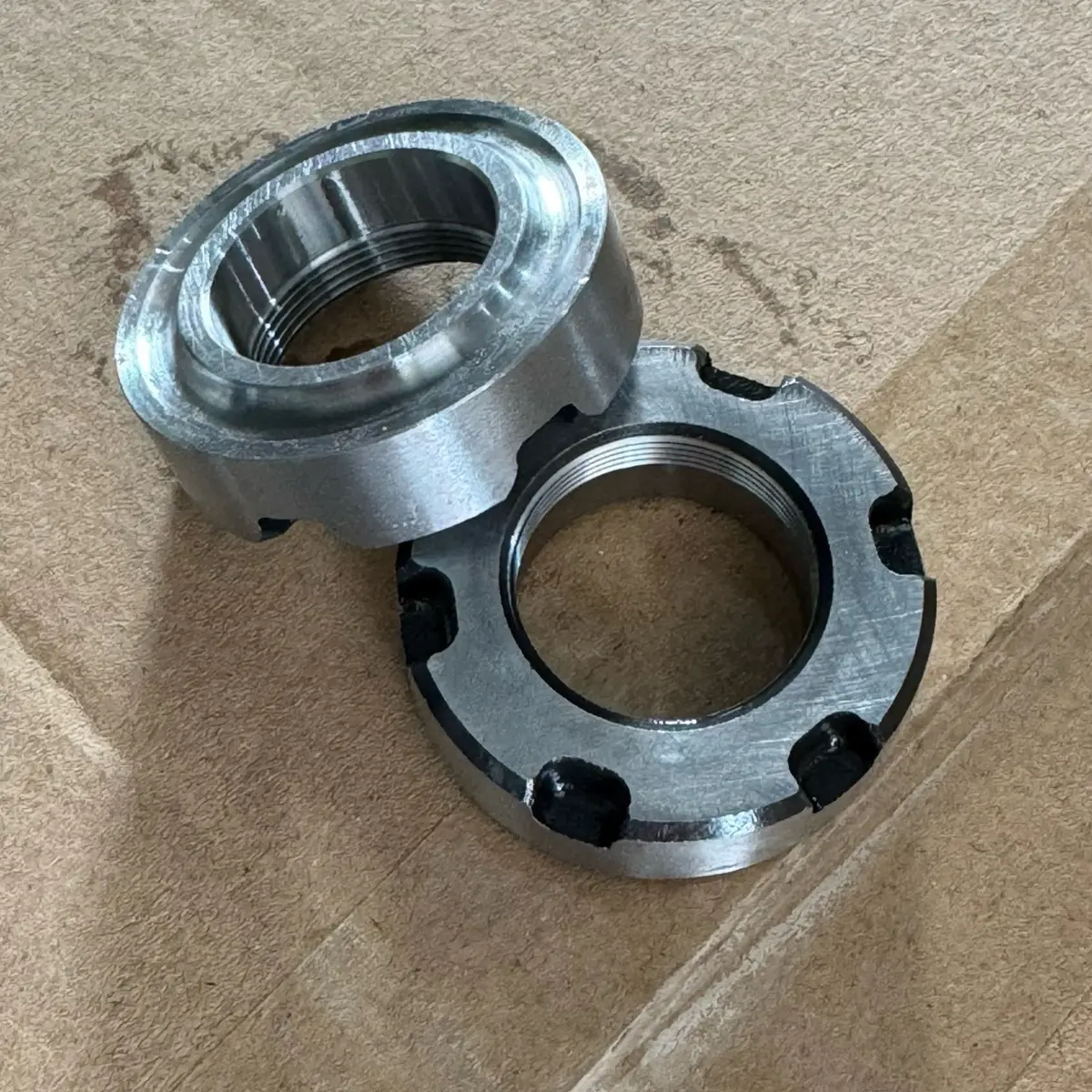 Ốc trên liền bát phốt ya chống kêu khi vào chỗ sóc - Phụ Kiện