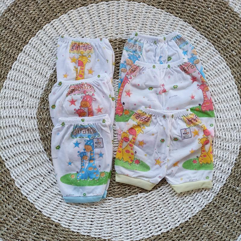 Product Introduction of CELANA PENDEK  PUTIH Katun MOTIF JERAPAH Cewek Cowok SNI 2