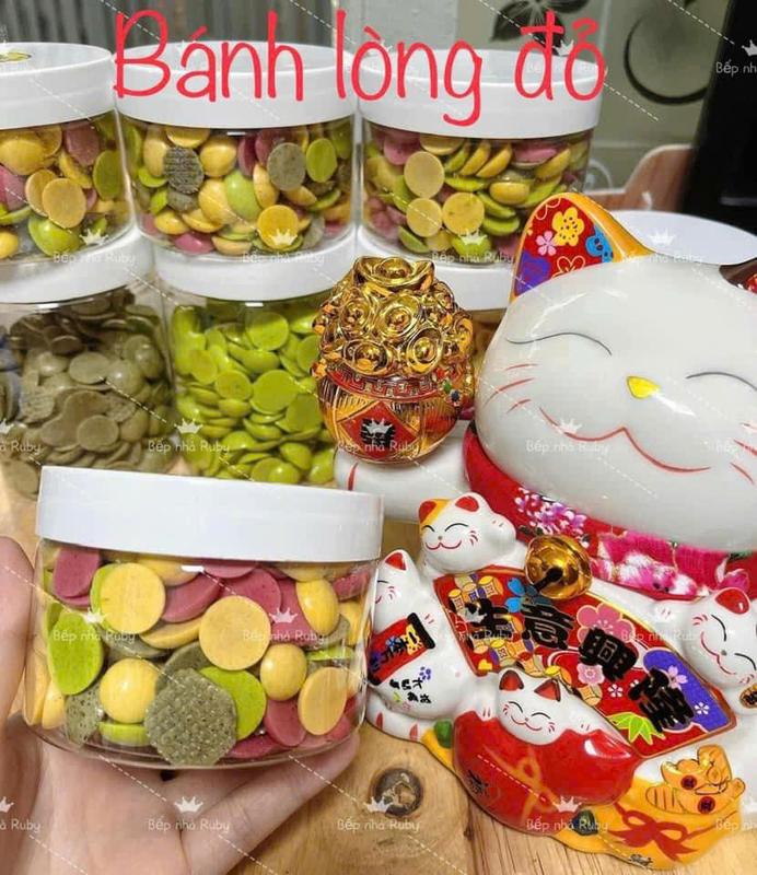 Bánh ăn dặm lòng đỏ trái cây rau củ mix vị cho bé ( hũ 300ml) 7