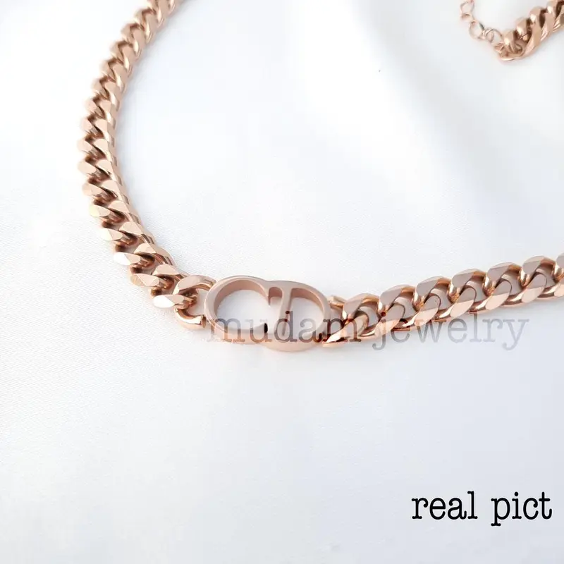 Kalung Rantai Titan Model CD Tersedia Warna Rose Gold, Gold dan Silver Anti karat Aksesoris Elegan Titanium Asesoris Wanita 5