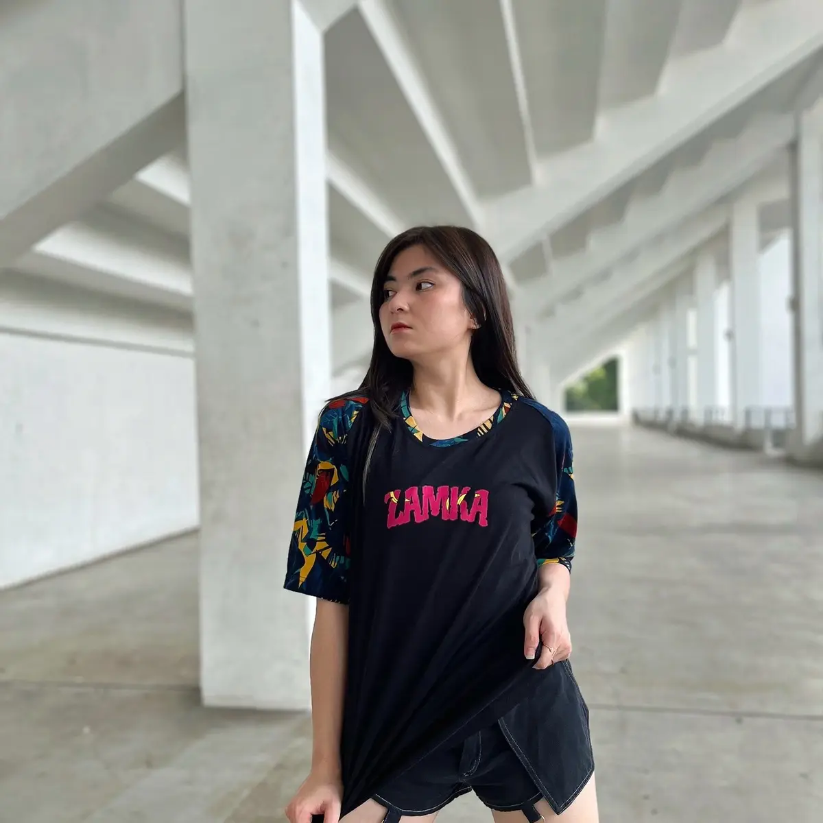 Kaos Oversize Hitam ZAMKA - Kaos Wanita Oversize - Kaos Pria Oversize Premium Distro Lengan Pendek Unisex