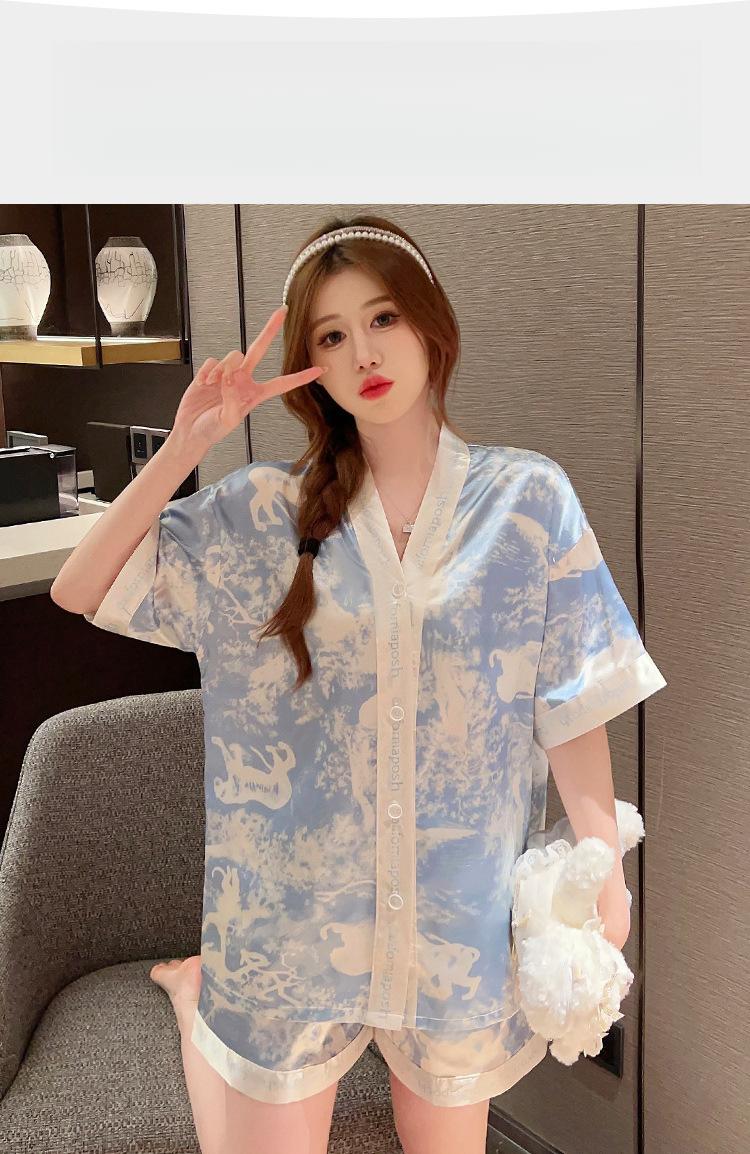Product Introduction of Ink Painting Ins Style Summer Women's Light Luxury Short Sleeve Loose High-end Feel Wearable Ice Silk Pajamas Loungewear Set 2