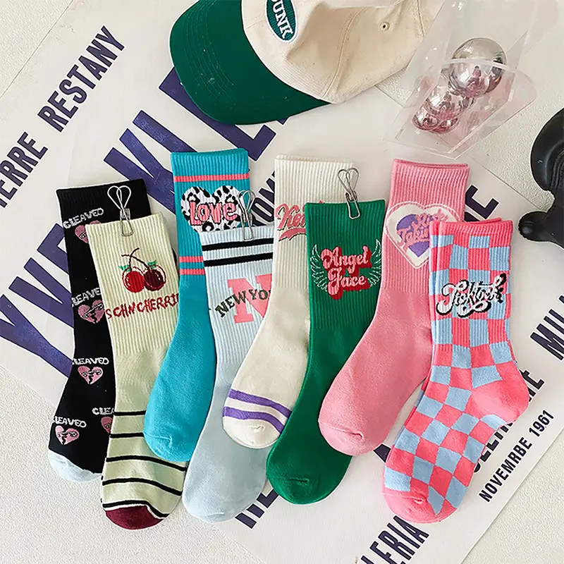 Tất Nữ, Phong Cách Cổ Điển Mỹ, Tất Ống Giữa, Cá Tính, Nghệ Thuật Preppy, Tất Cotton, Thích Hợp Cho Mùa Xuân Và Mùa Thu