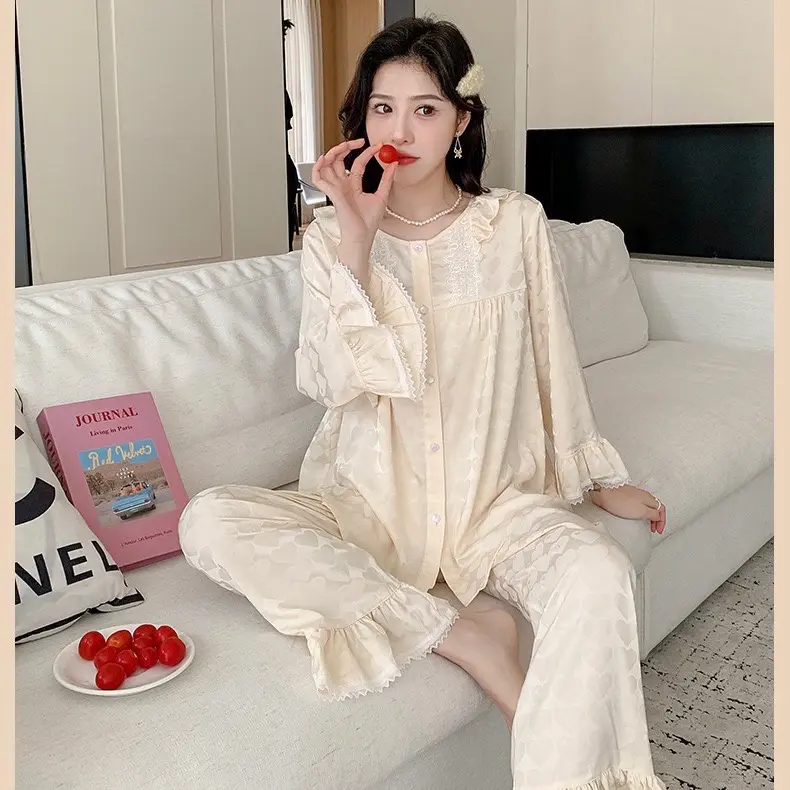 Pyjama phi lụa QCCC tay lỡ phối bèo-hoạ tiết trái tim ẩn nhẹ nhàng-nữ tính  Áo Women  Áo Nhung Kem Top
