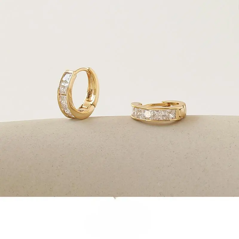 Fashionable  inlaid  jewelry for women, light luxury, Korean personality, ear buckle, simple temperament, high-end feeling, patterned earrings