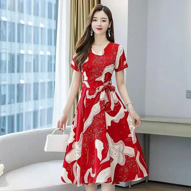Mid Length Floral Versatile Women's Skirt Summer Korean Version V-neck High-end Slim Fit Elegant Skirt