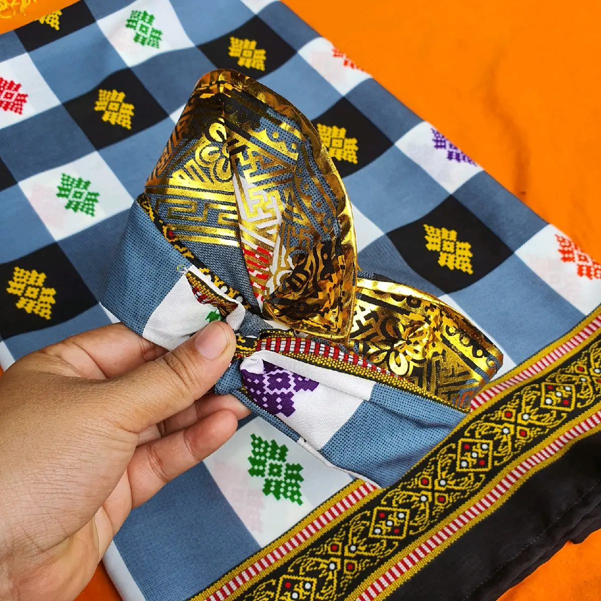 SARUNG BALI & UDENG ( DI JUAL TERPISAH )