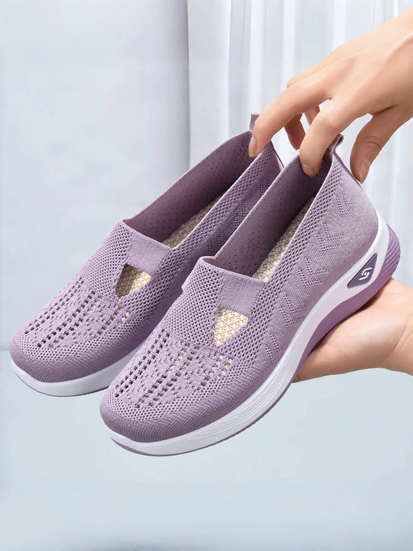 Women's Minimalist Solid Color Breathable Slip on Sneakers, Lightweight Comfortable Walking Shoes, Casual All-match Soft Shoes for Daily Wear