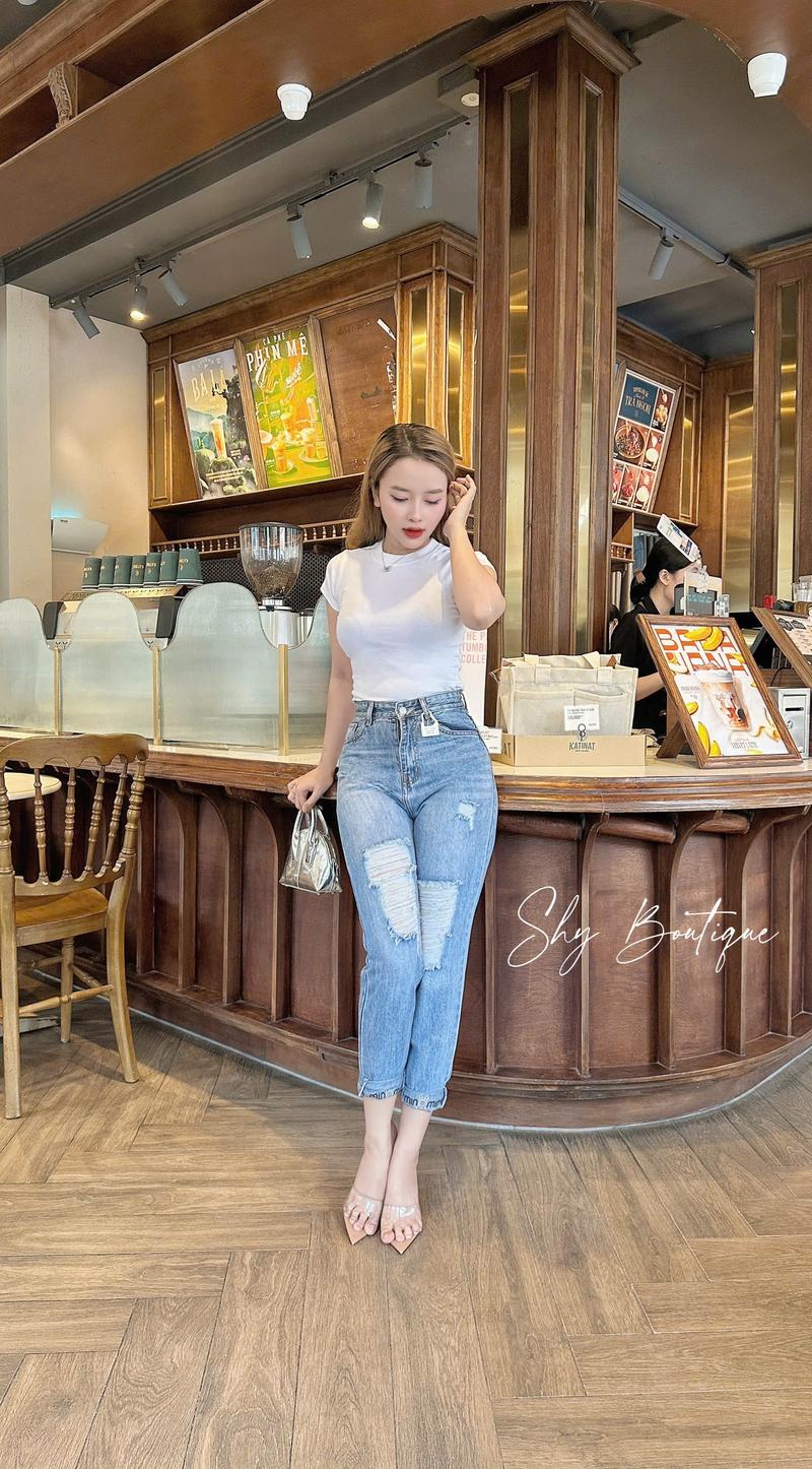Product Introduction of Quần Jean Baggy Nữ Rách Thêu Lai DB01 - Quần Baggy Bò Nữ Lưng Cao Dáng Ôm Tôn Dáng Chất Cotton Không Giãn - TK Chic 6