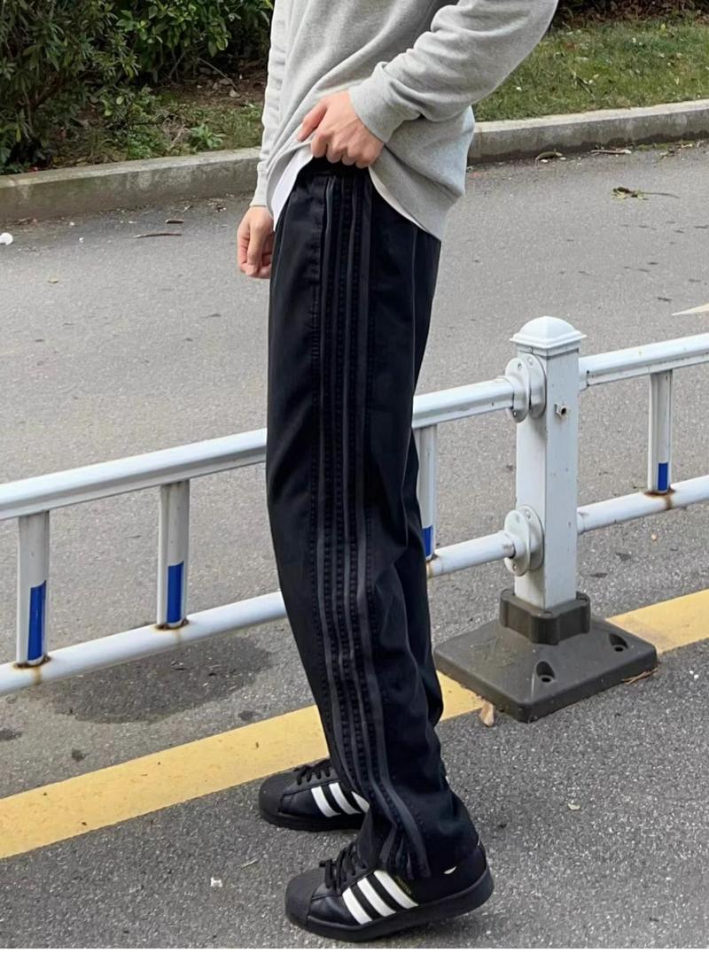 Product Introduction of Men's American Streetwear Striped Pants 2024 - Summer Casual Cargo Joggers with 3 Stripes, Loose Fit Straight Leg Trousers |   Trendy Fashion 8