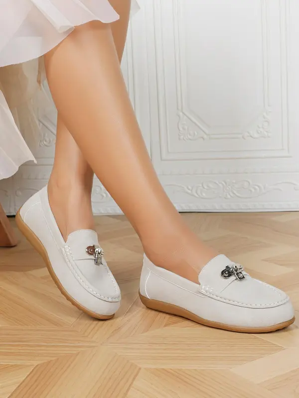 Women's Shoes, Fashion Chain Decorated Low Top Round Toe Shoes, Casual Comfortable Lightweight Slip on Shoes, Female Solid All-match Shoes for Daily Wear, Trending Shoes Girl Footwear 7