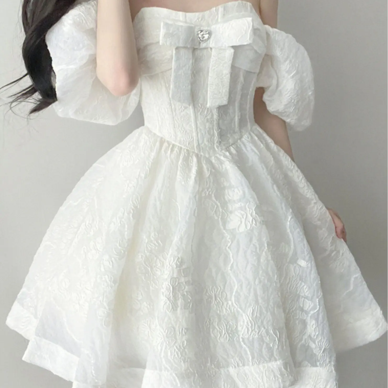 Đầm dự tiệc trễ vai nơ ngực tùng xòe cực xinh váy trắng xòe công chúa form chuẩn tôn dáng Midi dress
